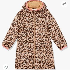 Packable hooded puffer